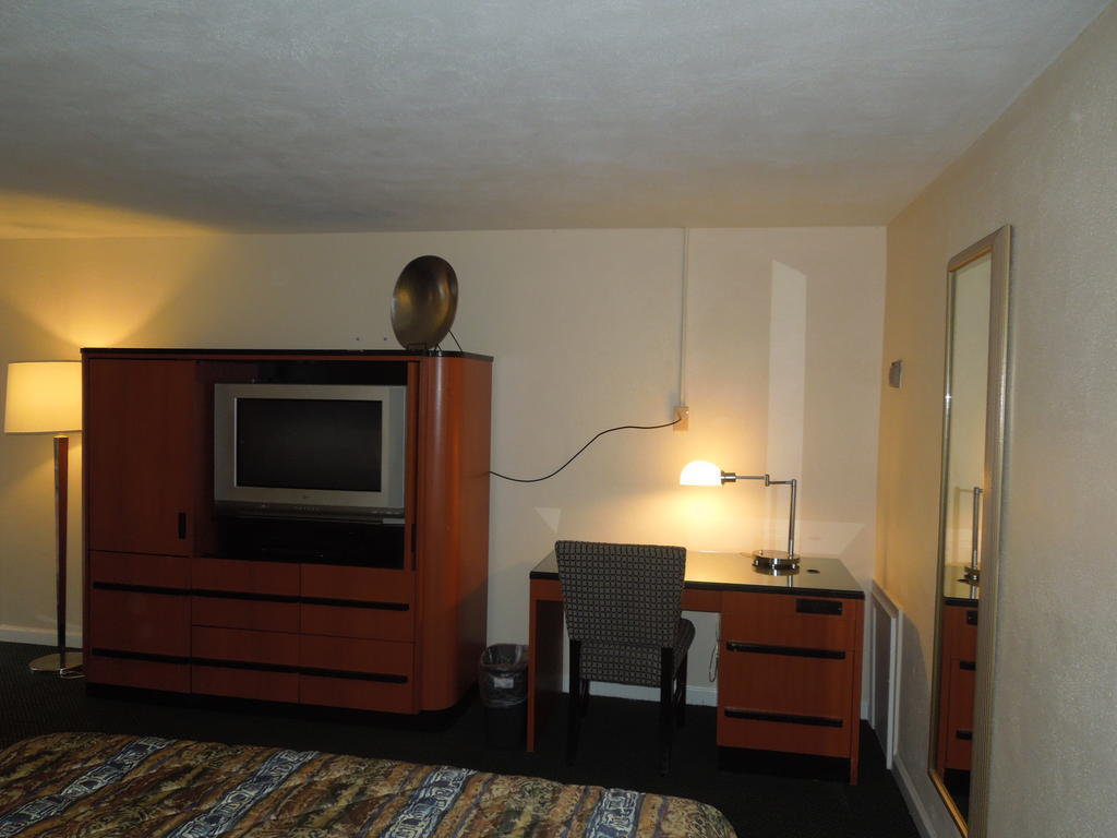 Sentinel Motel West Chester